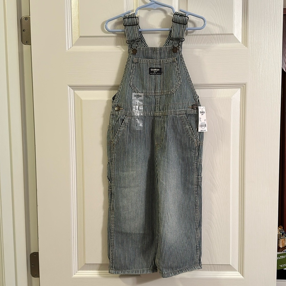 NWT Oshkosh light weight denim overalls 2T
